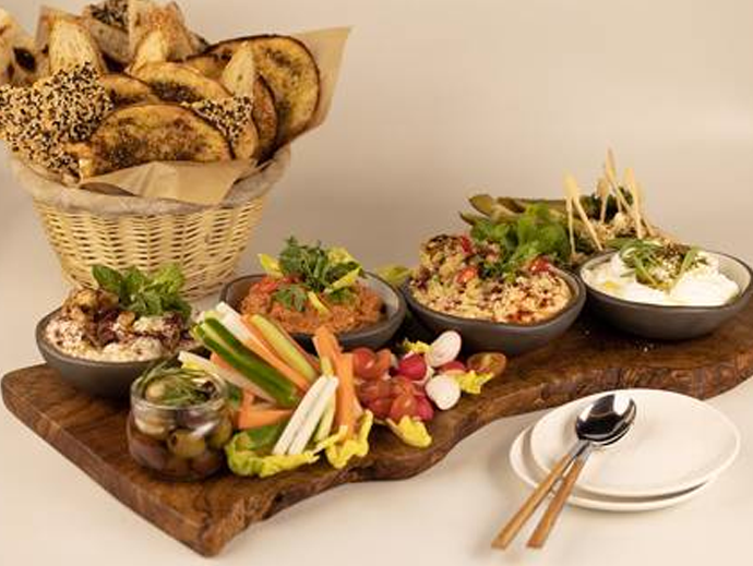 Crudites & Mezze Board